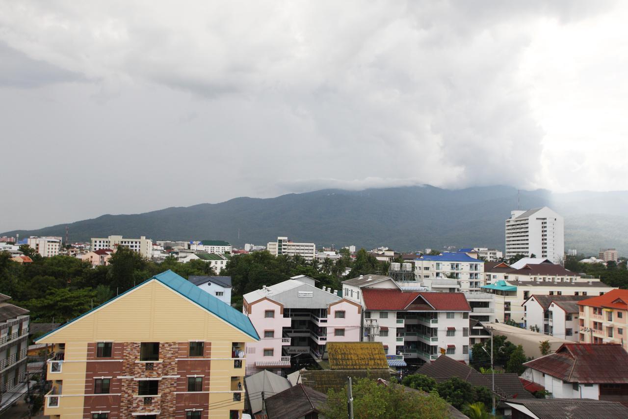 Pattara Place Chiang Mai Exterior photo