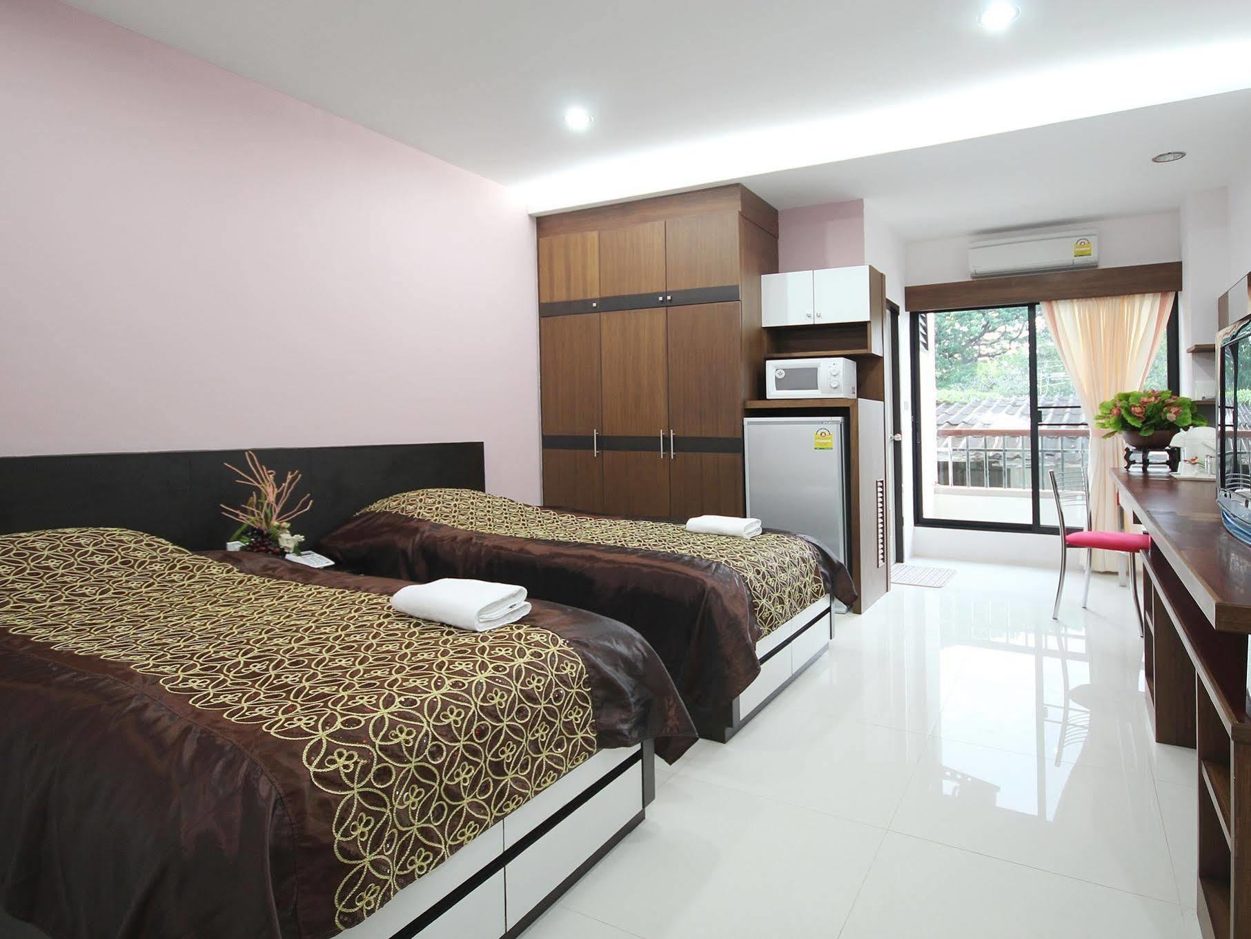 Pattara Place Chiang Mai Exterior photo